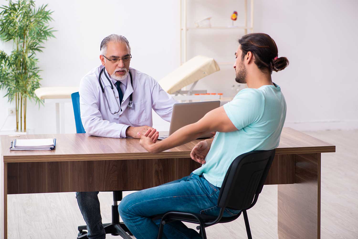 Abogado que atiende casos de lesiones en el parto section imahe